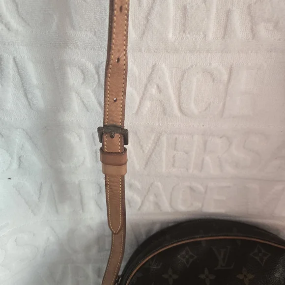 Authentic Louis Vuitton Selin Brown Monogram Crossbody Bag - Picture 7 of 8